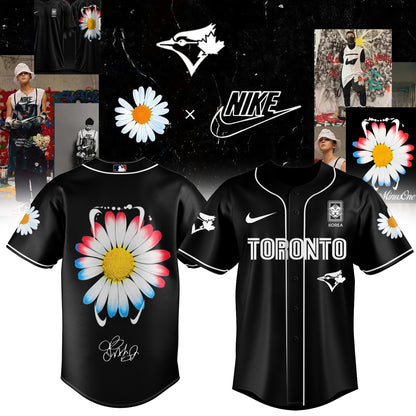 ...G-Dragon’s PEACEMINUSONE x Baseball Jersey